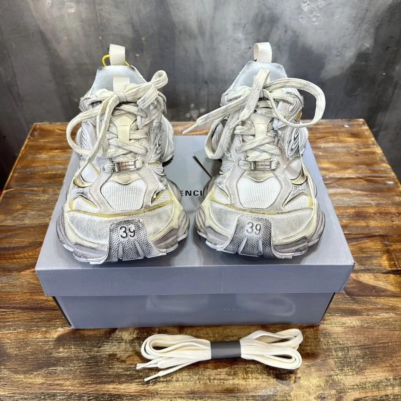ModernLook Balenciaga Track Shoes 16510