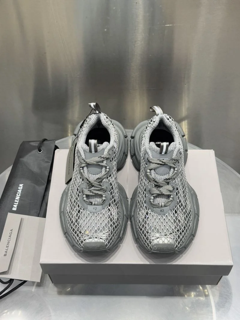 Balenciaga Track Shoes Supportive 16555