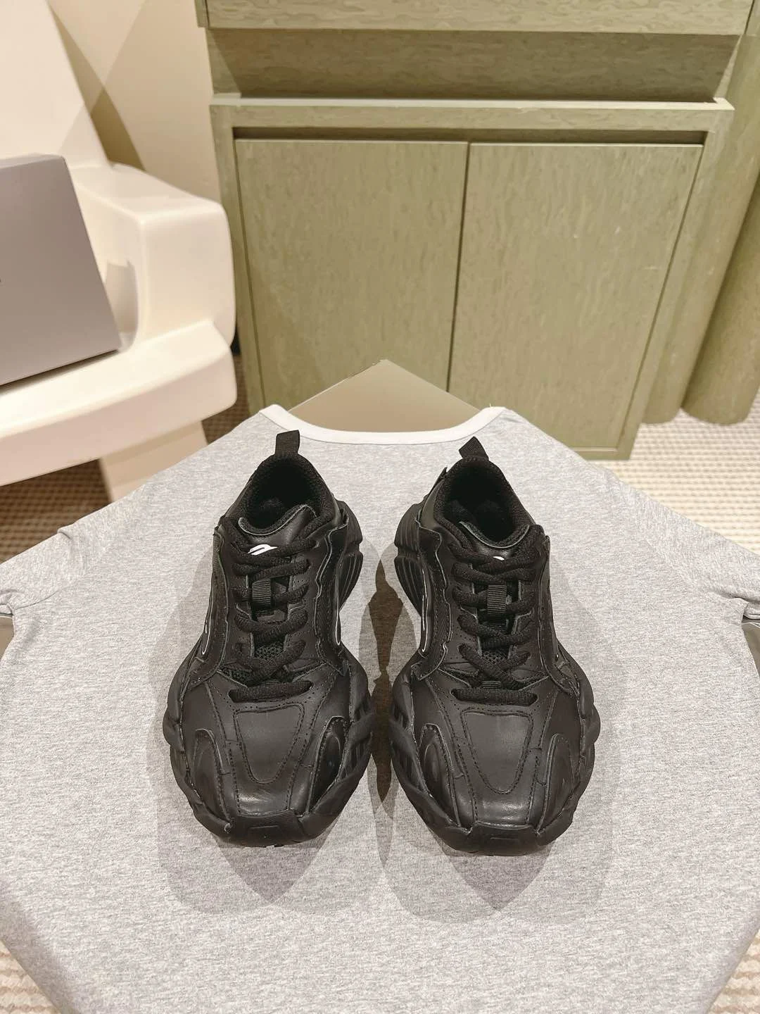 ComfortFit Balenciaga Track Shoes 16748
