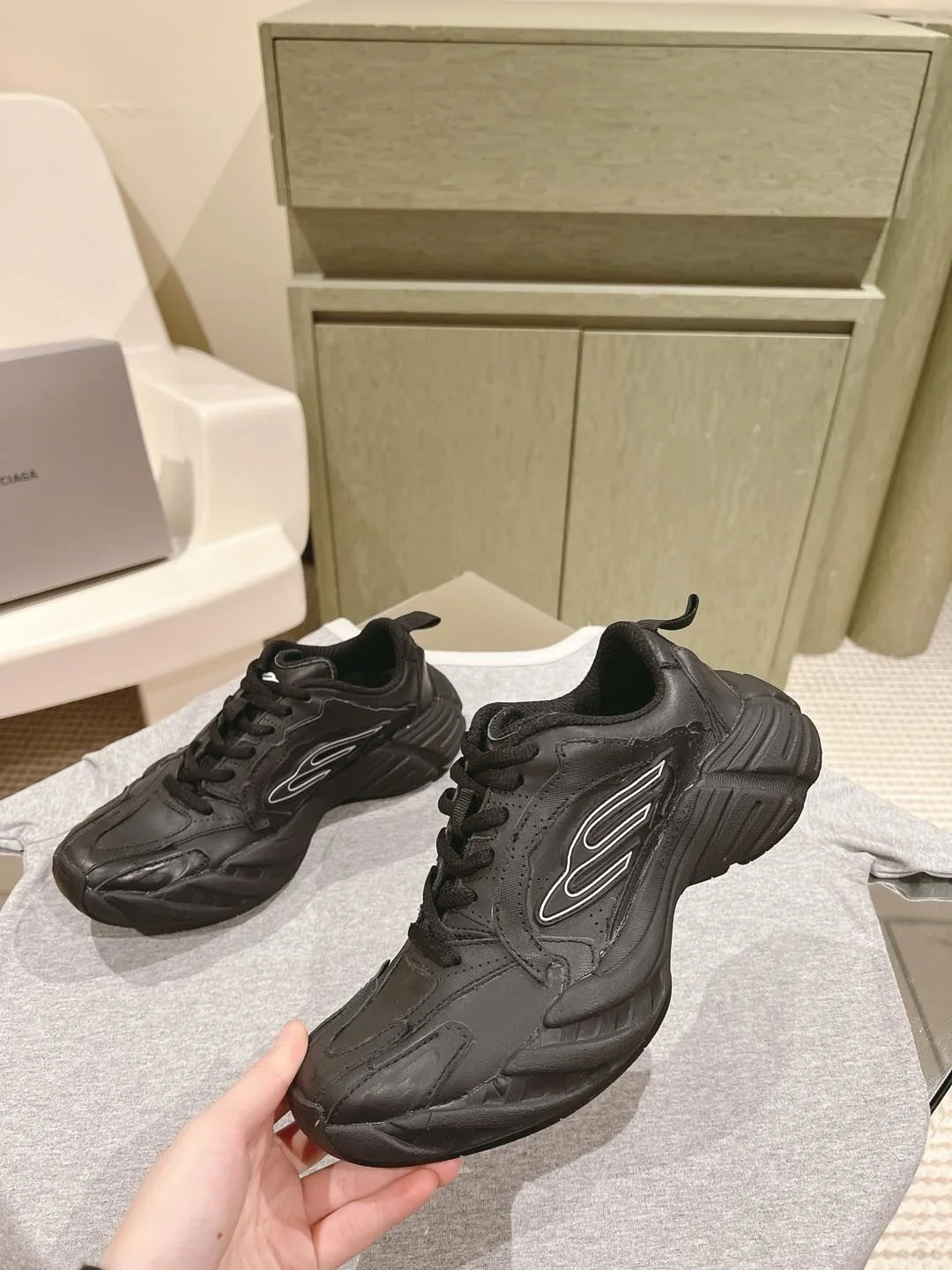 ComfortFit Balenciaga Track Shoes 16748