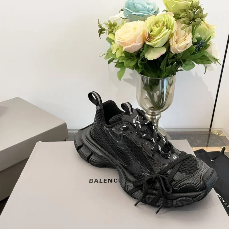 Balenciaga Track Shoes Stylish 16842