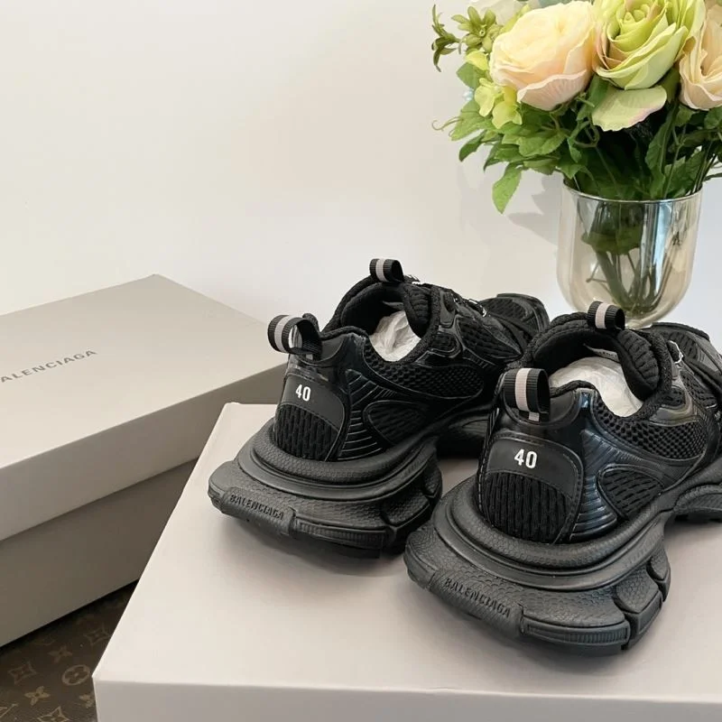 Balenciaga Track Shoes Stylish 16842