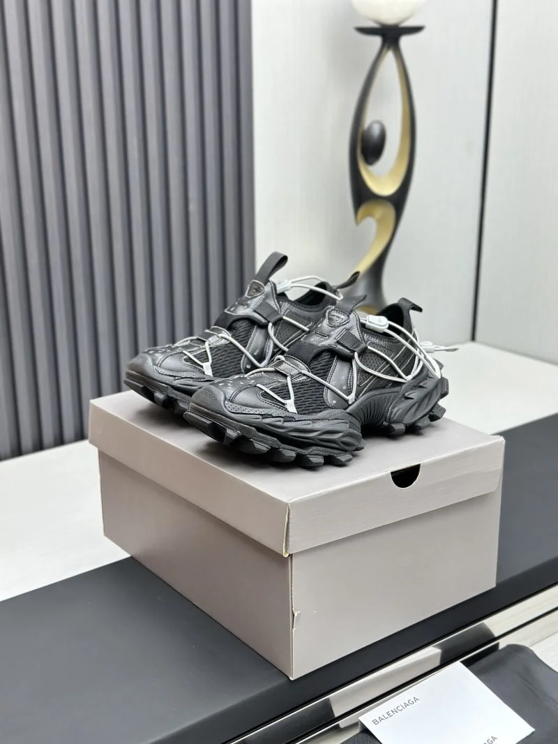 Trendy Balenciaga Track Shoes 16915