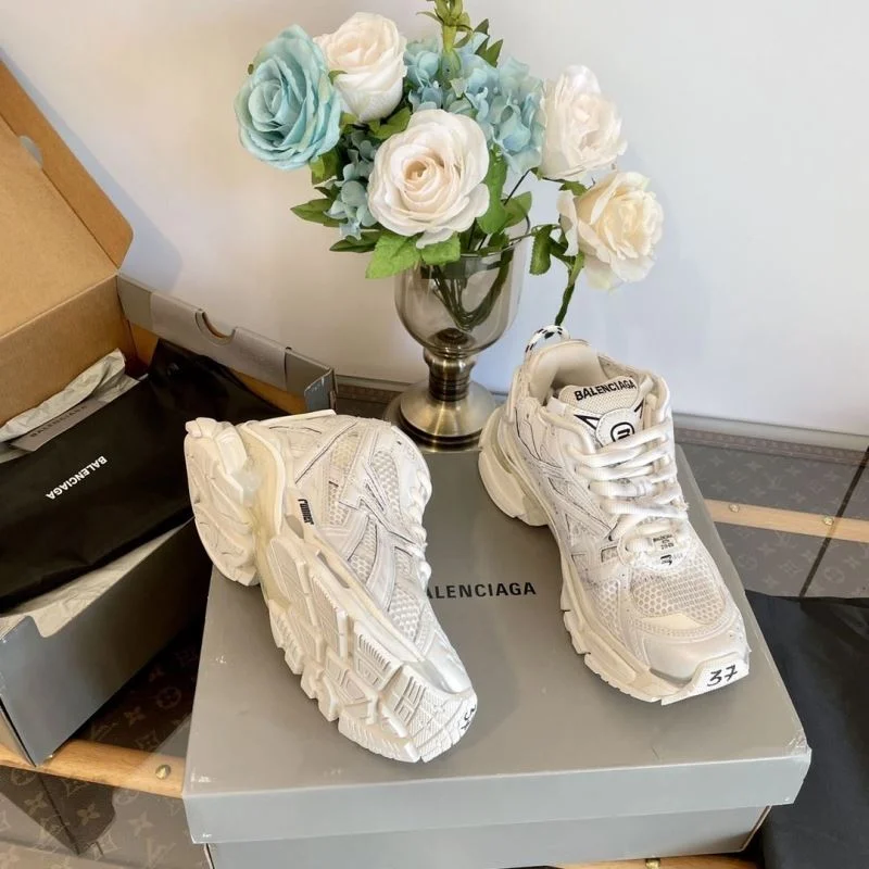 Snug Balenciaga Track Shoes 17001