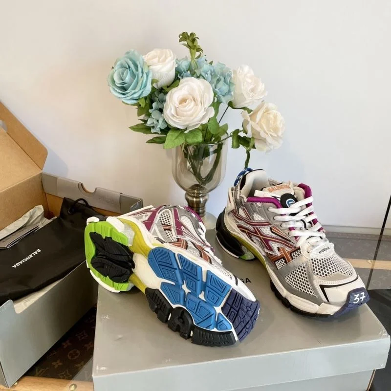 Balenciaga Track Shoes MoistureWicking 16942