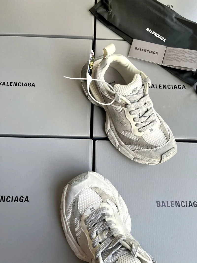 Flexible Balenciaga Track Shoes 16627