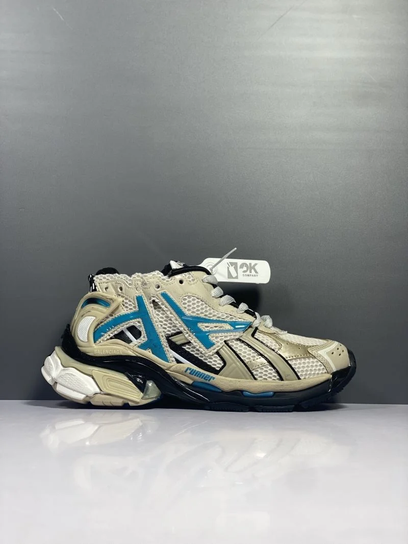 Resilient Balenciaga Track Shoes 16631