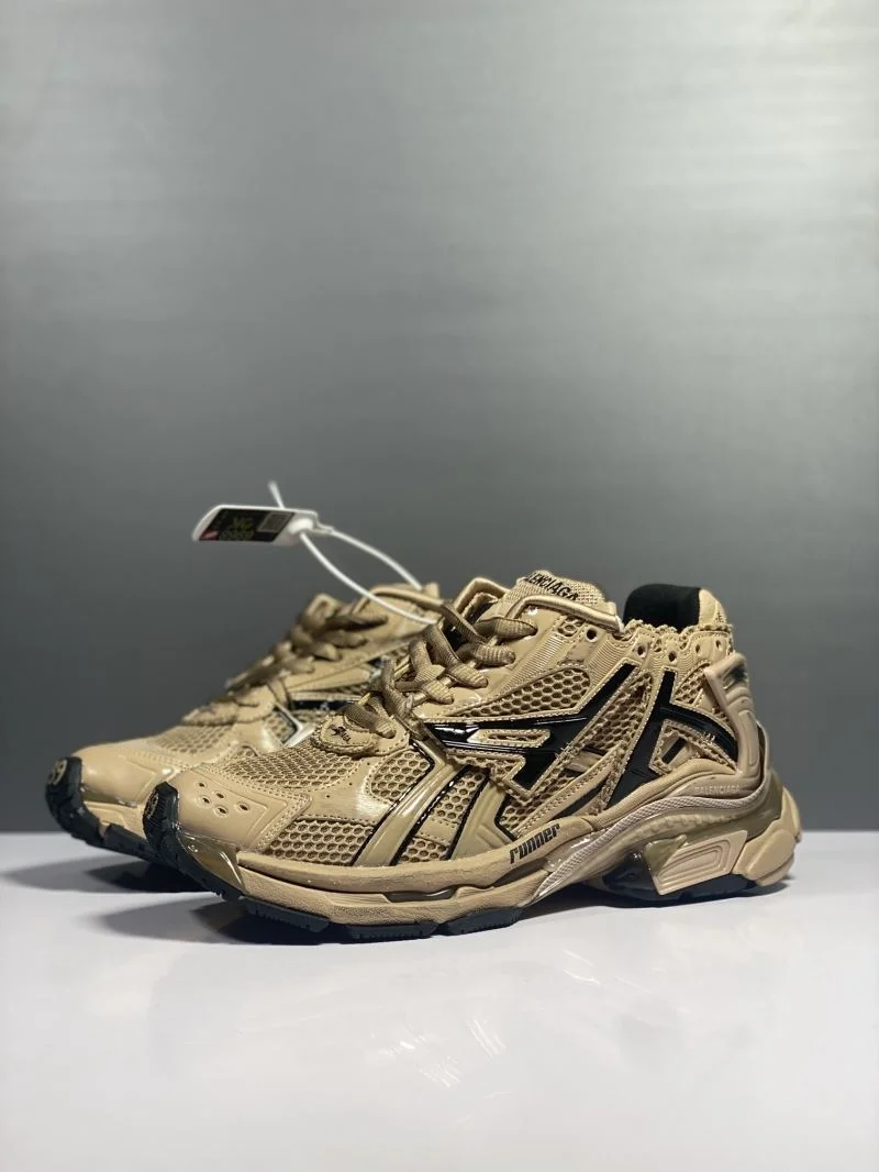 WellDesigned Balenciaga Track Shoes 16623