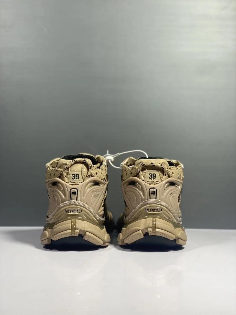 WellDesigned Balenciaga Track Shoes 16623