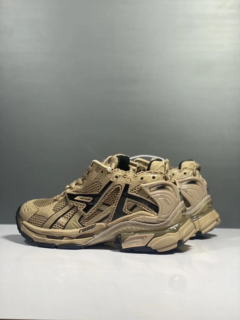 WellDesigned Balenciaga Track Shoes 16623
