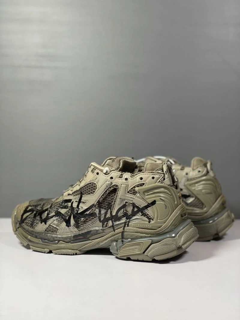 MoistureWicking Balenciaga Track Shoes 16620