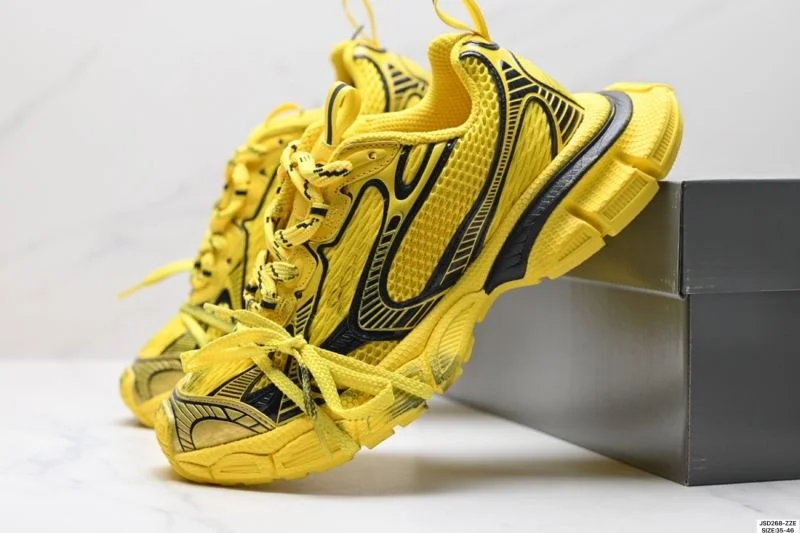 Trendsetting Balenciaga Track Shoes 3860