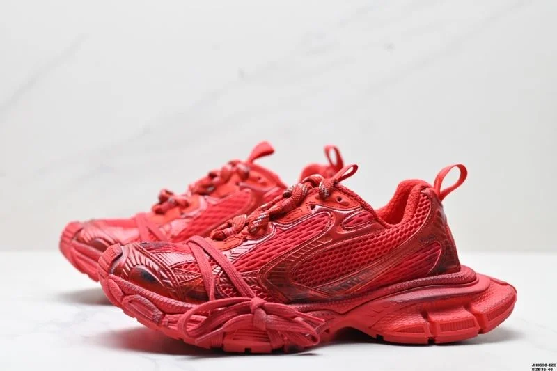 Flexible Balenciaga Track Shoes 3857