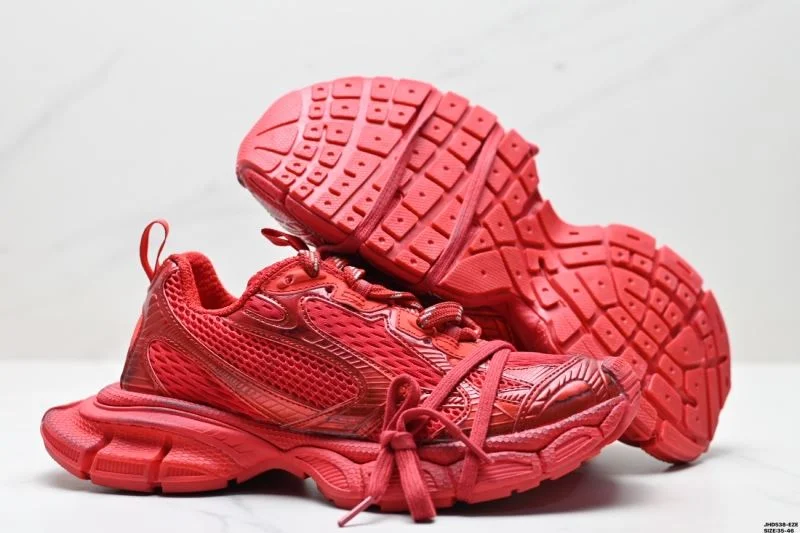 Flexible Balenciaga Track Shoes 3857