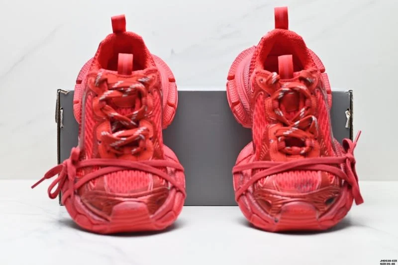 Flexible Balenciaga Track Shoes 3857