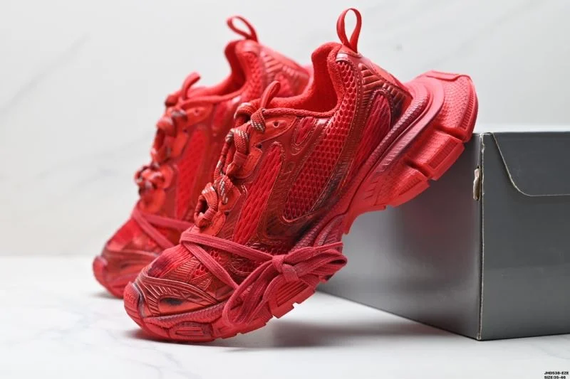 Flexible Balenciaga Track Shoes 3857