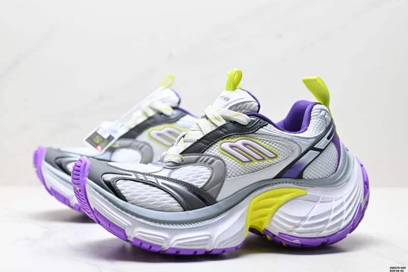 Balenciaga Track Shoes Snug 3861