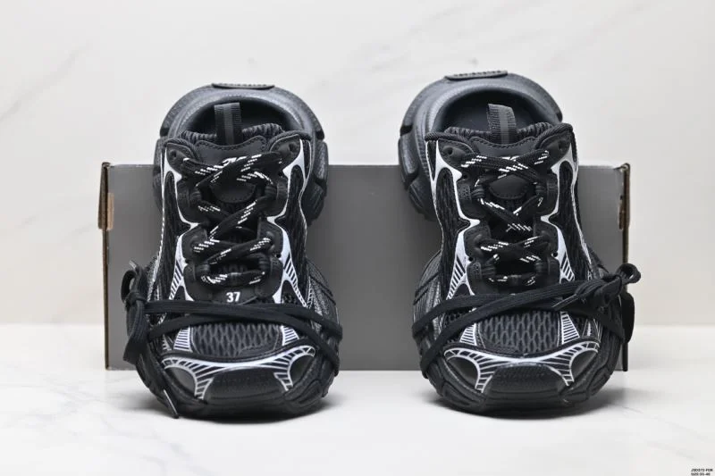 Tailored Balenciaga Track Shoes 3847