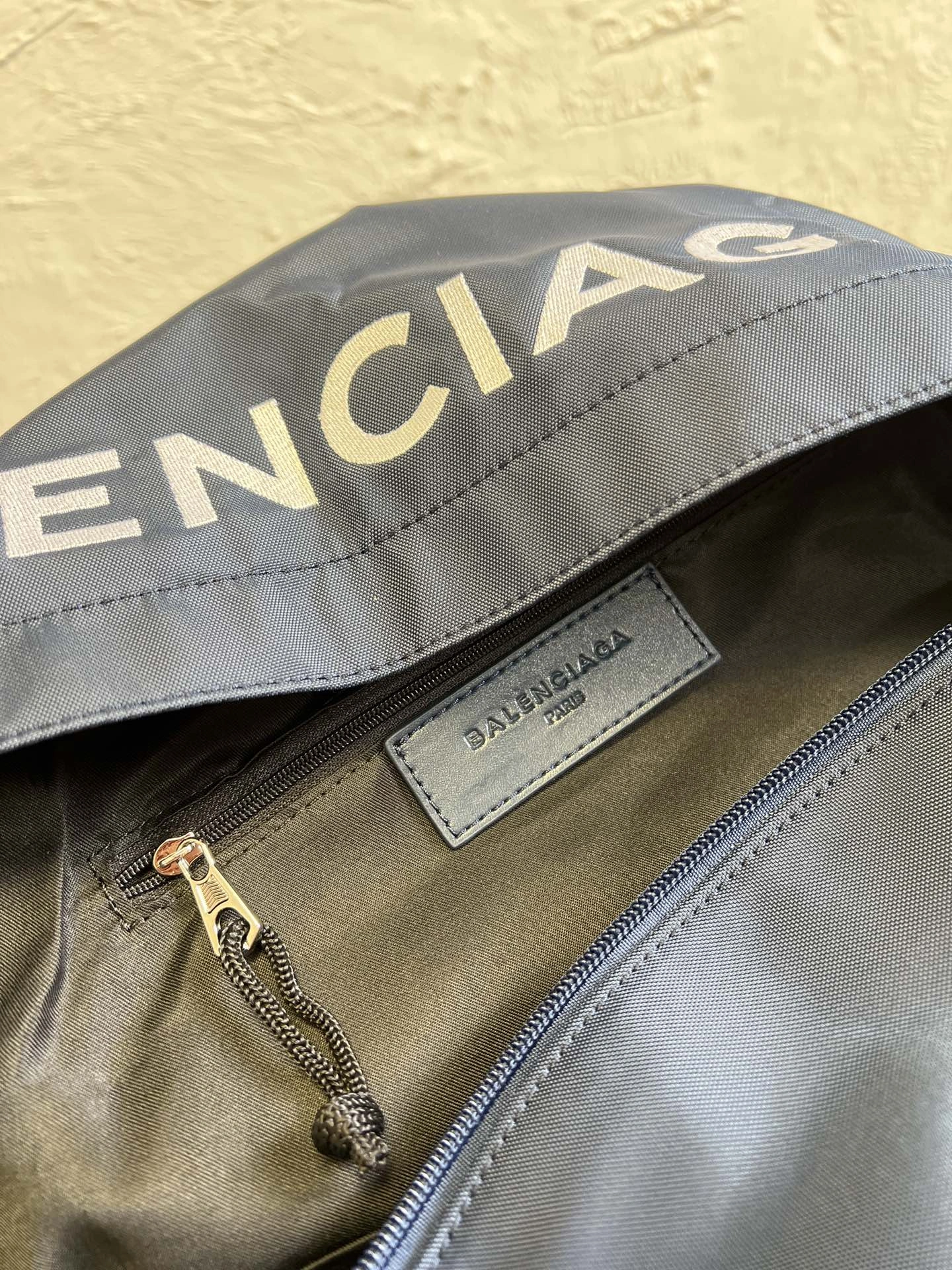 Balenciaga Trendsetter  Shoulder Backpack ModernLook 61055