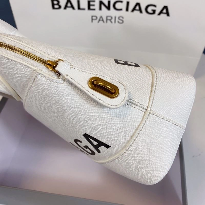 Upgraded Balenciaga Trendsetter Oversized Letter Shell Bag 75232
