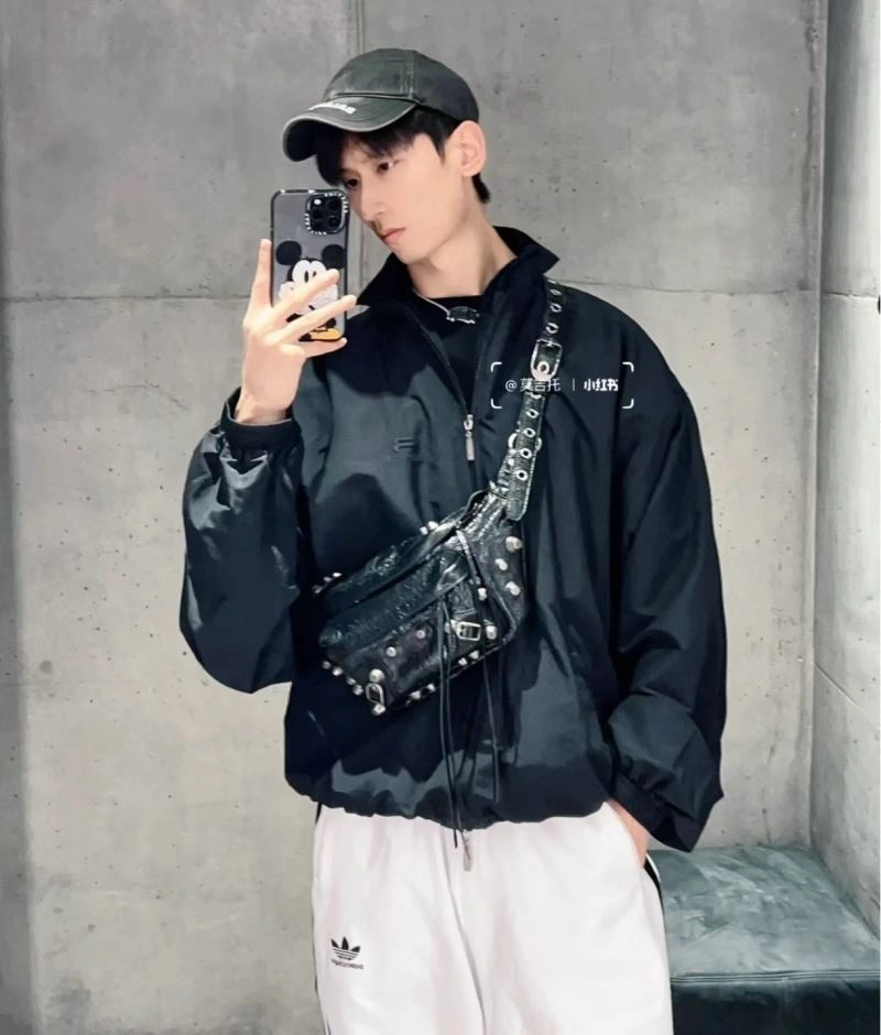 Balenciaga  Unisex Motorcycle Folding Waist Bag - Street Style OnTrend 78563