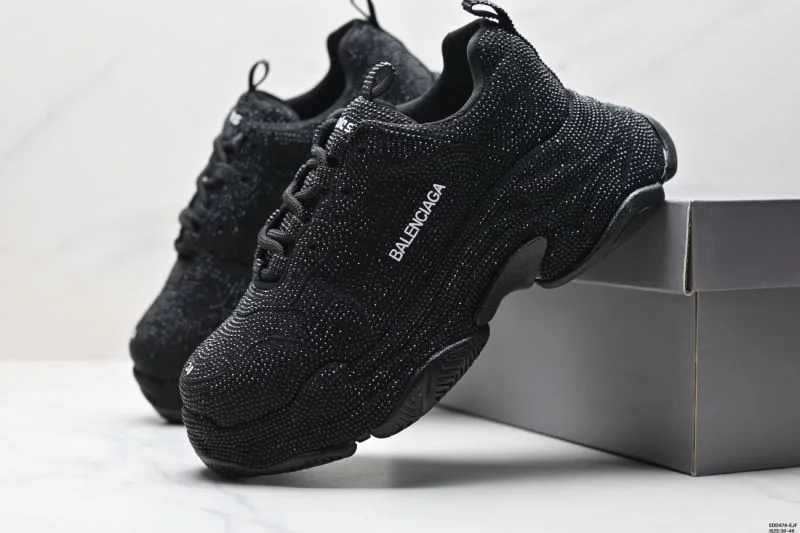 Effortless Balenciaga Triple S Series Shoes 3852