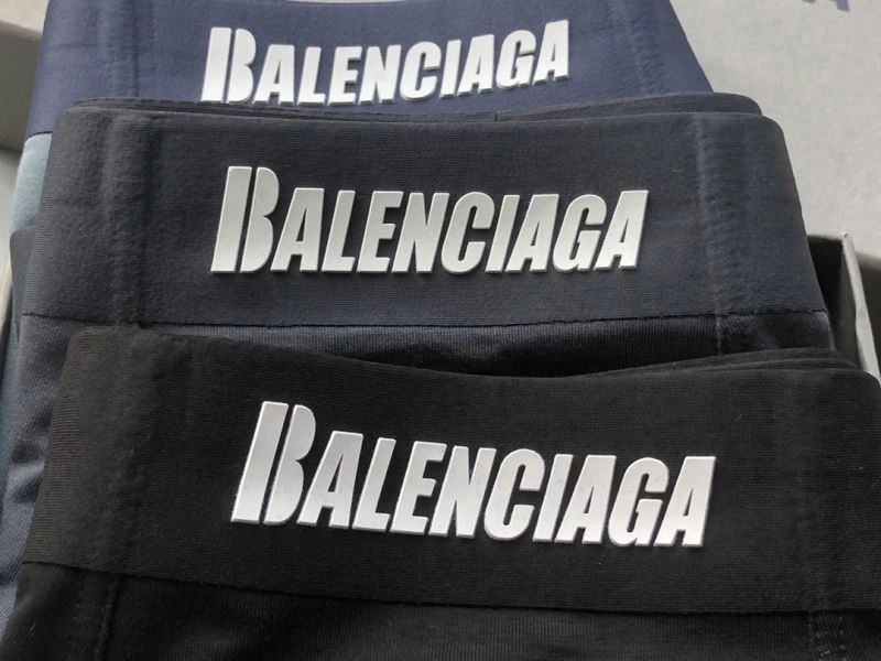 Unisex Balenciaga Underwear 276838