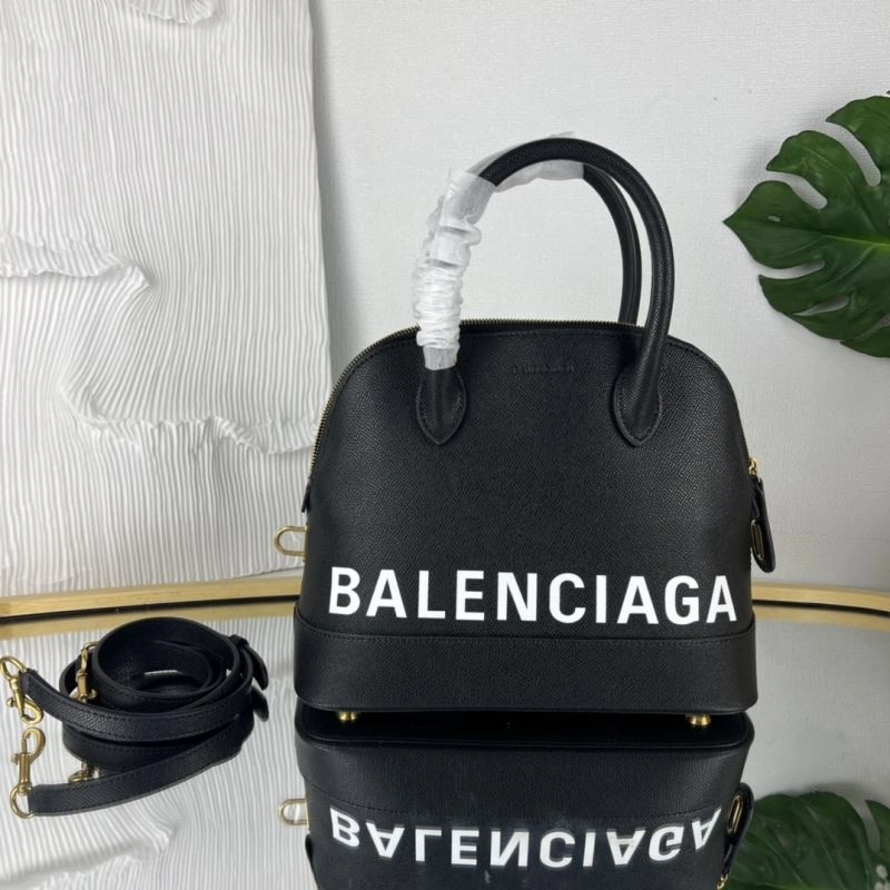 Sleek Balenciaga  Shell Bag - Autumn Winter Collection 78308