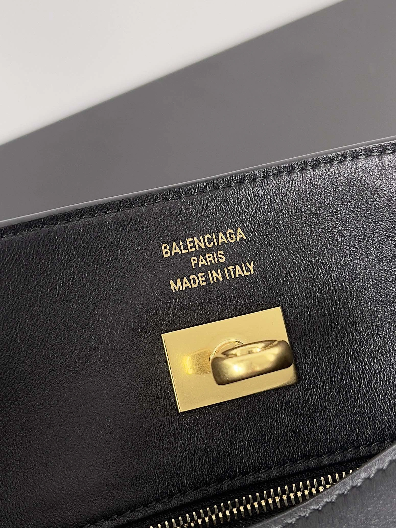 SunProtective Balenciaga Urban Elegance Air Series Shoulder Bag 60875