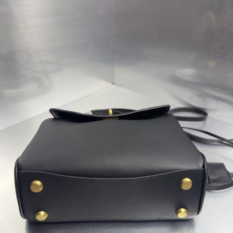 Breathable Balenciaga  Size Handbag Collection 69968