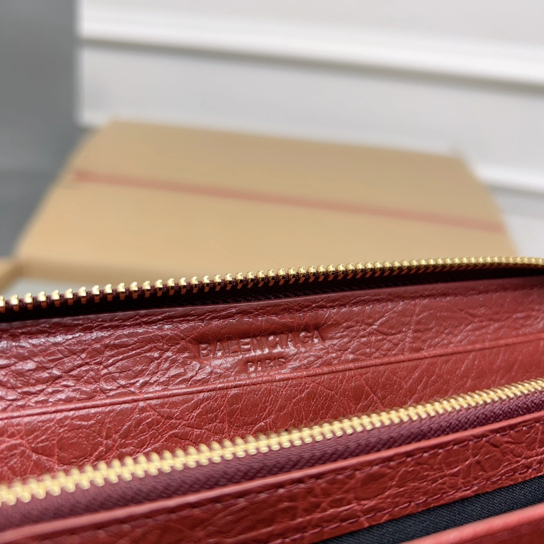 Balenciaga Vintage Burgundy Leather Motorcycle Wallet with Heart Zipper OnTrend 64665