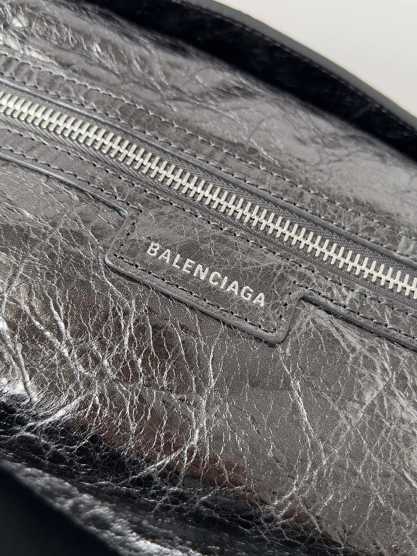 Balenciaga Vintage Lambskin Multi-Pocket Punk Shoulder Tote Bag TechFriendly 64702