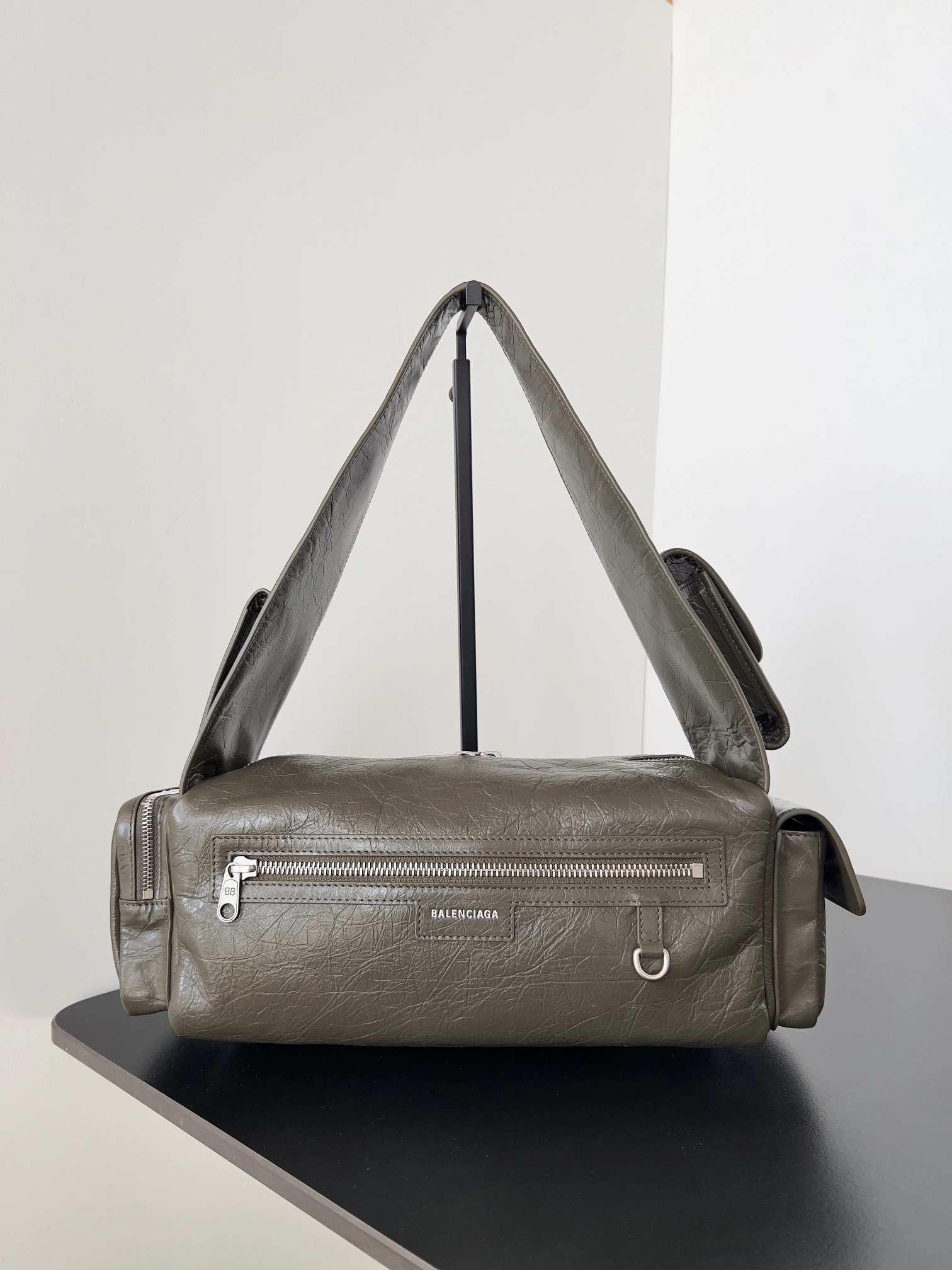 ZipUp Balenciaga Vintage Lambskin Street Style Multifunctional Shoulder Bag 64657