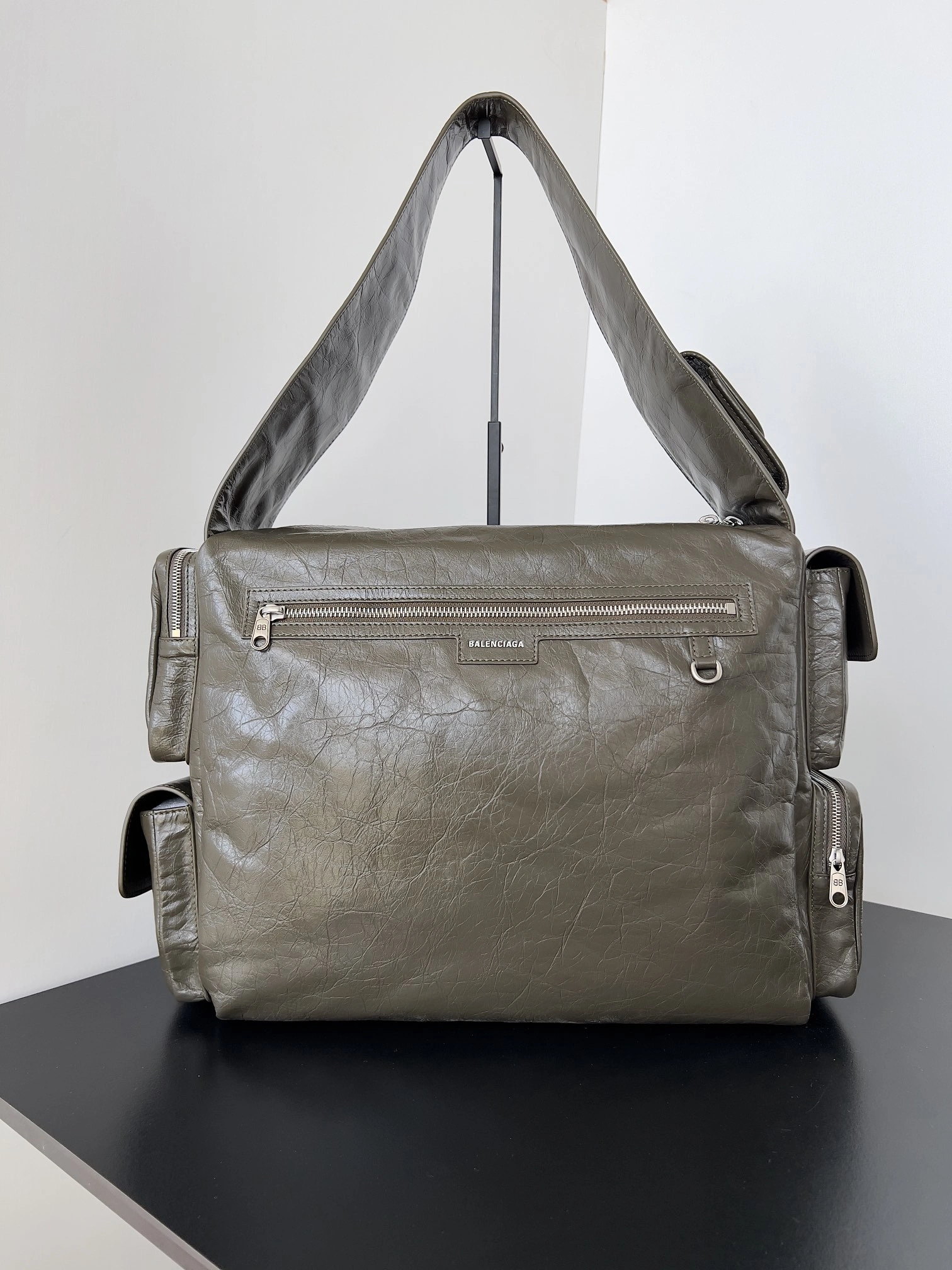 Stretchable Balenciaga Vintage Lambskin  Multi-Function Street Style Tote 64660