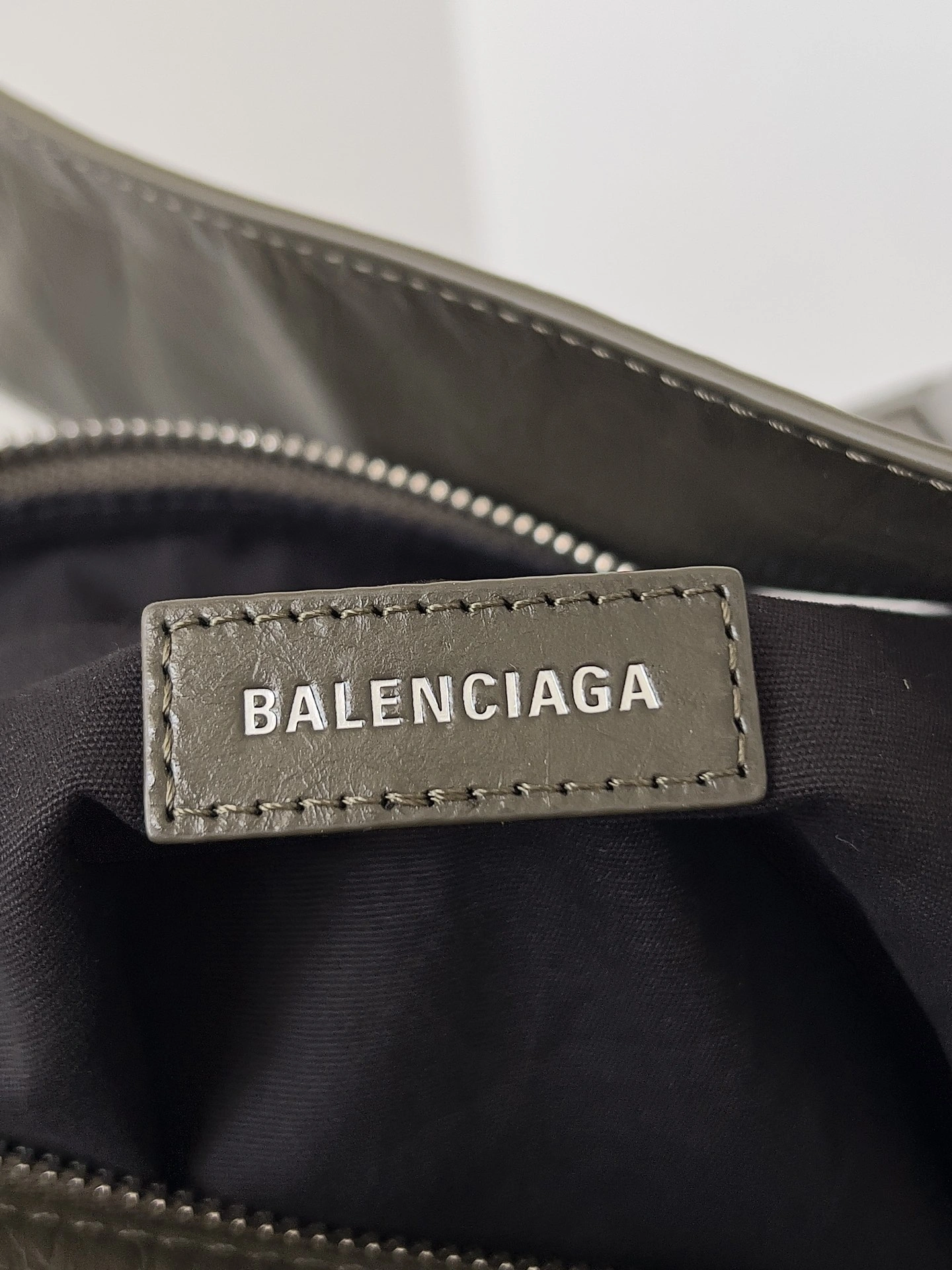 Stretchable Balenciaga Vintage Lambskin  Multi-Function Street Style Tote 64660