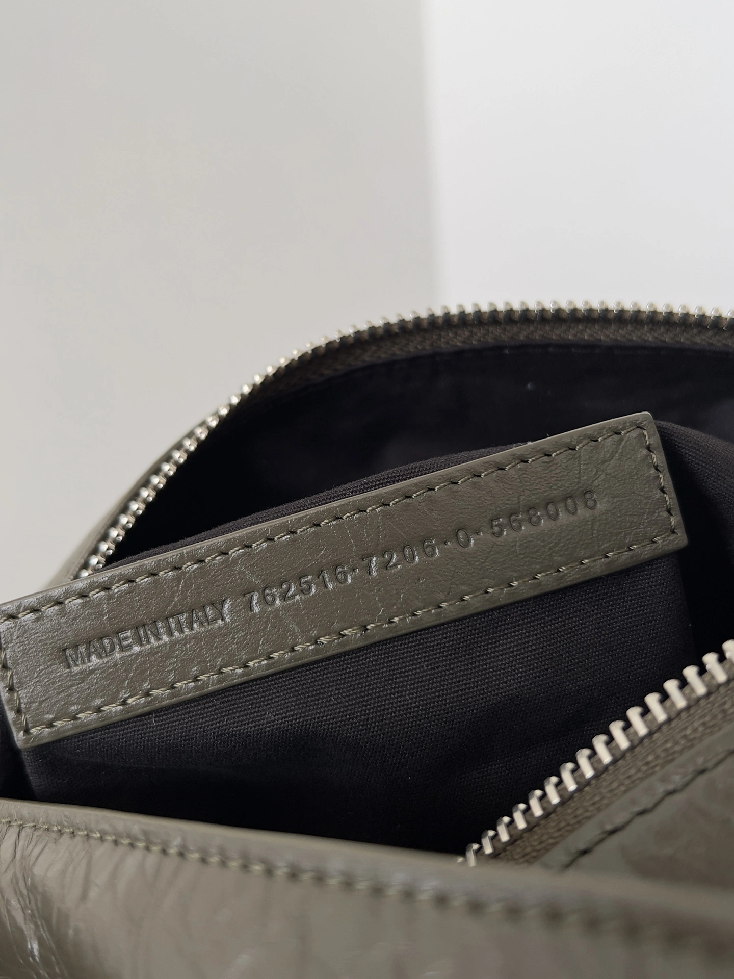 Stretchable Balenciaga Vintage Lambskin  Multi-Function Street Style Tote 64660
