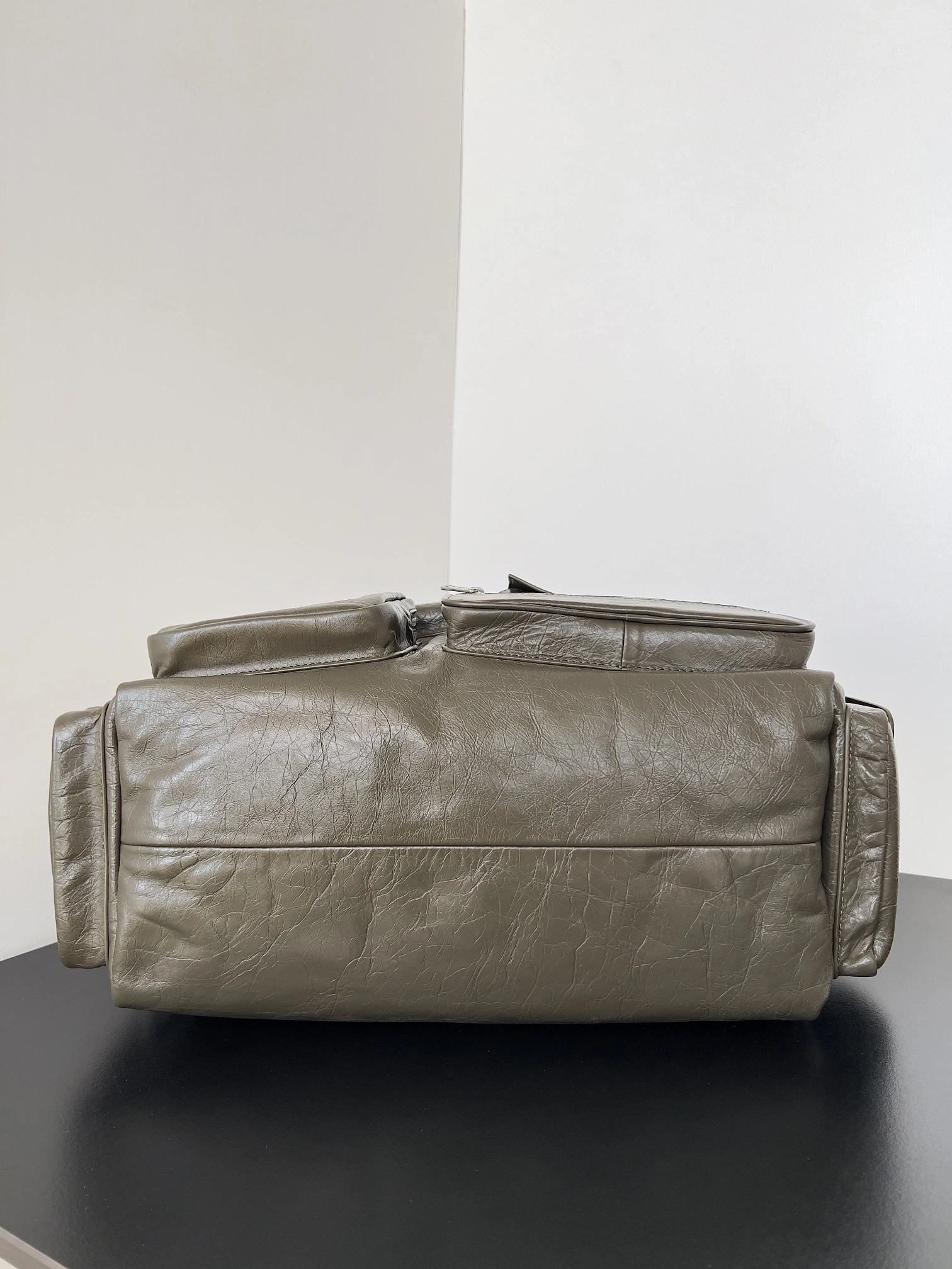 Stretchable Balenciaga Vintage Lambskin  Multi-Function Street Style Tote 64660