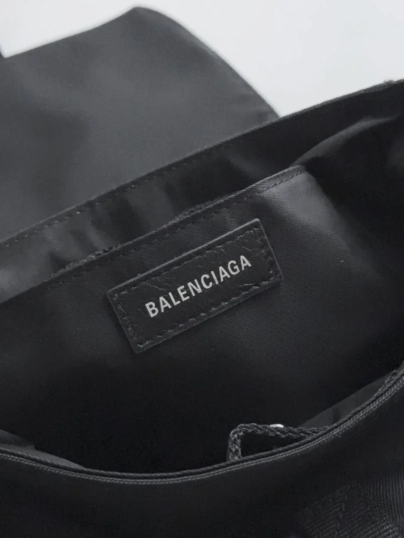 Balenciaga Waterproof Nylon Army Black Messenger Bag AllSeason 38241