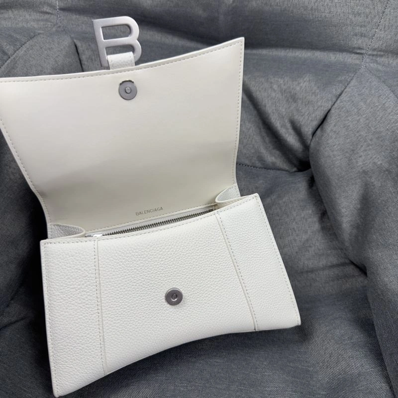 Modern Balenciaga White Lychee Hourglass Crescent Bag -  S Size 70011