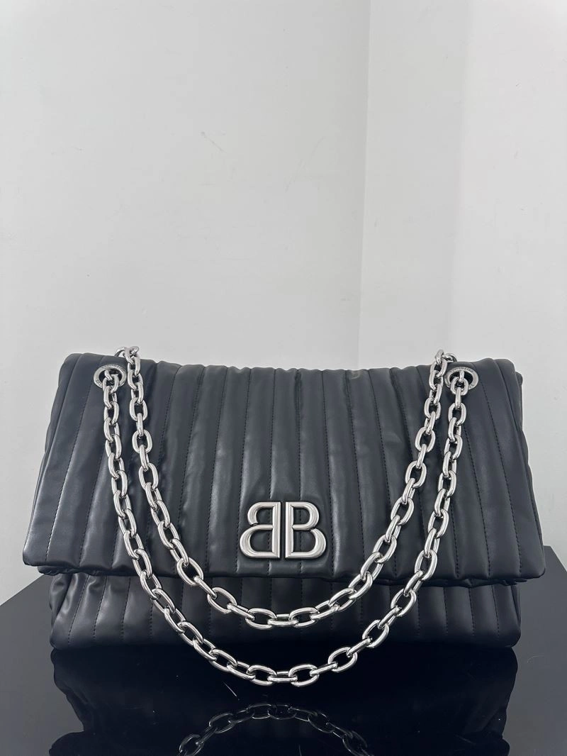 Sporty Balenciaga Winter 23 Soft Calfskin  Tote Bag 69939