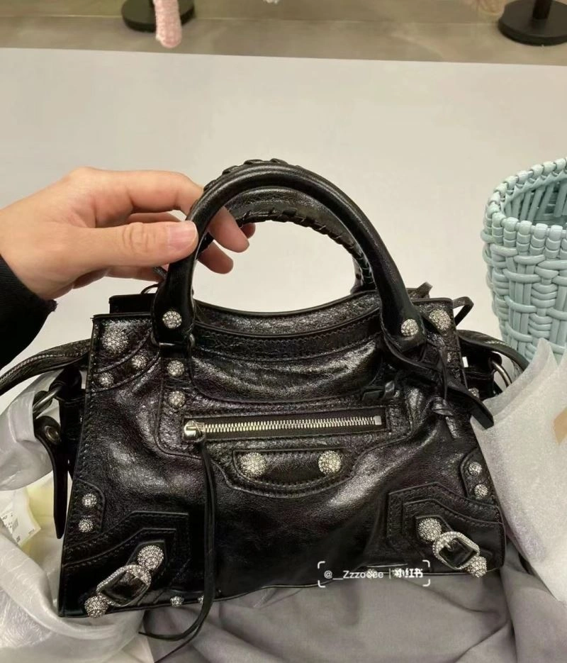 Balenciaga XS Le Cagole Neo City Handbag - Black Diamond Hardware Durable 78787