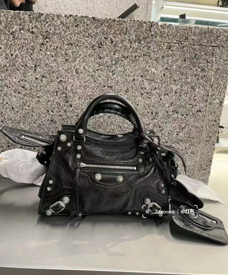 Balenciaga XS Le Cagole Neo City Handbag - Black Diamond Hardware Durable 78787