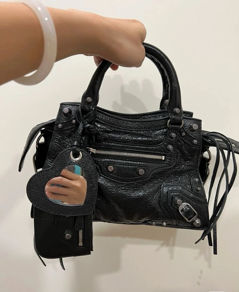 Balenciaga XS Le Cagole Neo City Handbag - Black Diamond Hardware Durable 78787
