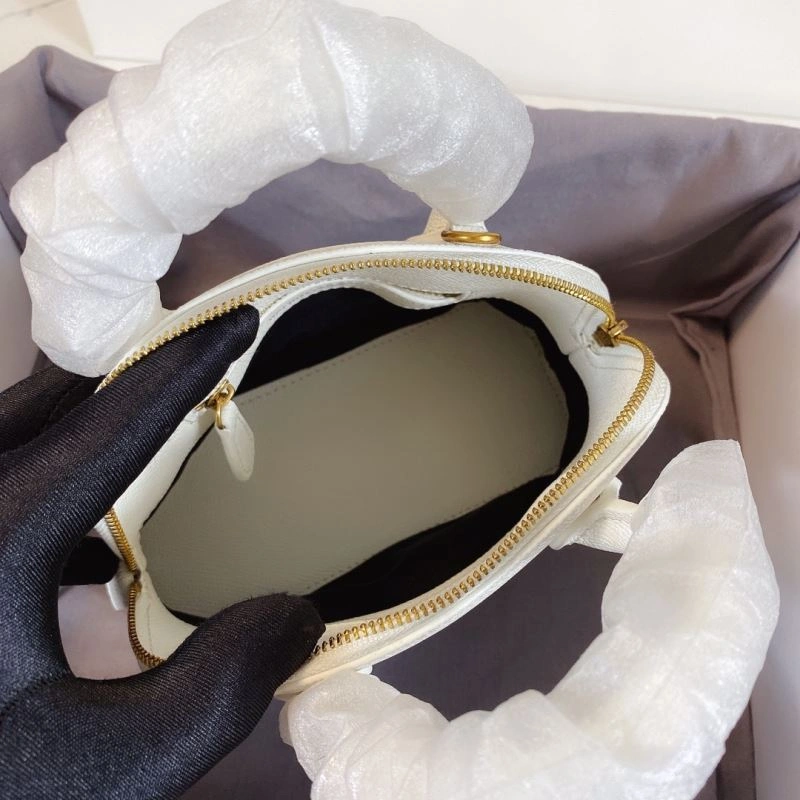 Balenciaga XXS Oversized Letter Shell Bag - Limited Edition Fashionable 75238