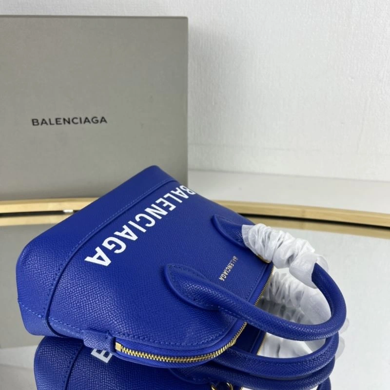 Balenciaga XXS Super Mini Trend-Disrupting Shell Bag Practical 78305