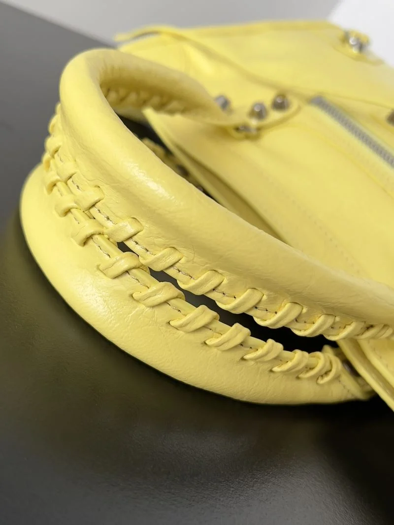 Balenciaga Yellow  Tote Bag - 29.9x19.1x9.9 cm Cozy 70074