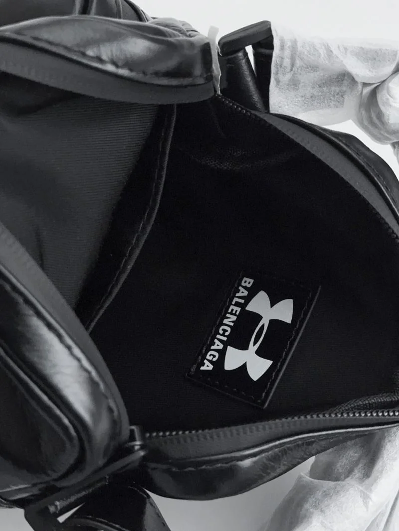 WellDesigned Balenciaga x Under Armour Black Leather Crossbody Bag 38225