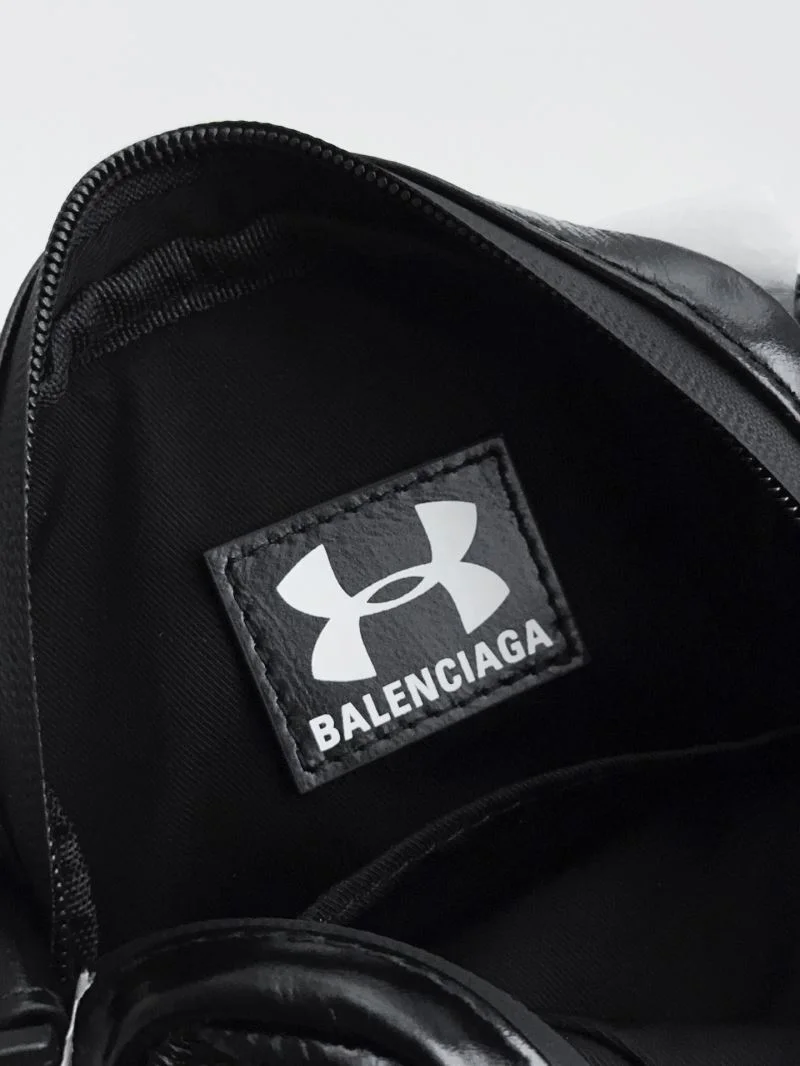 WellDesigned Balenciaga x Under Armour Black Leather Crossbody Bag 38225