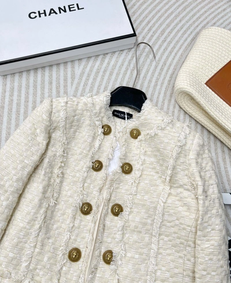 ModernLook Balmain Outwear 98927