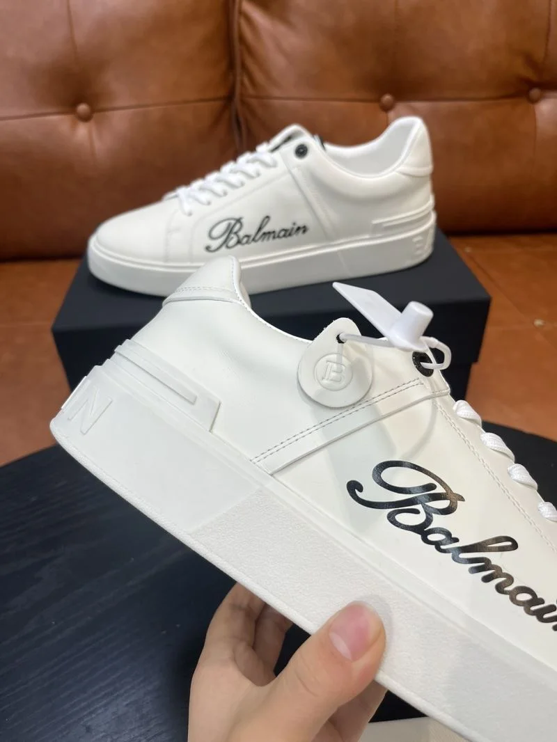 Versatile Balmain Shoes 5382